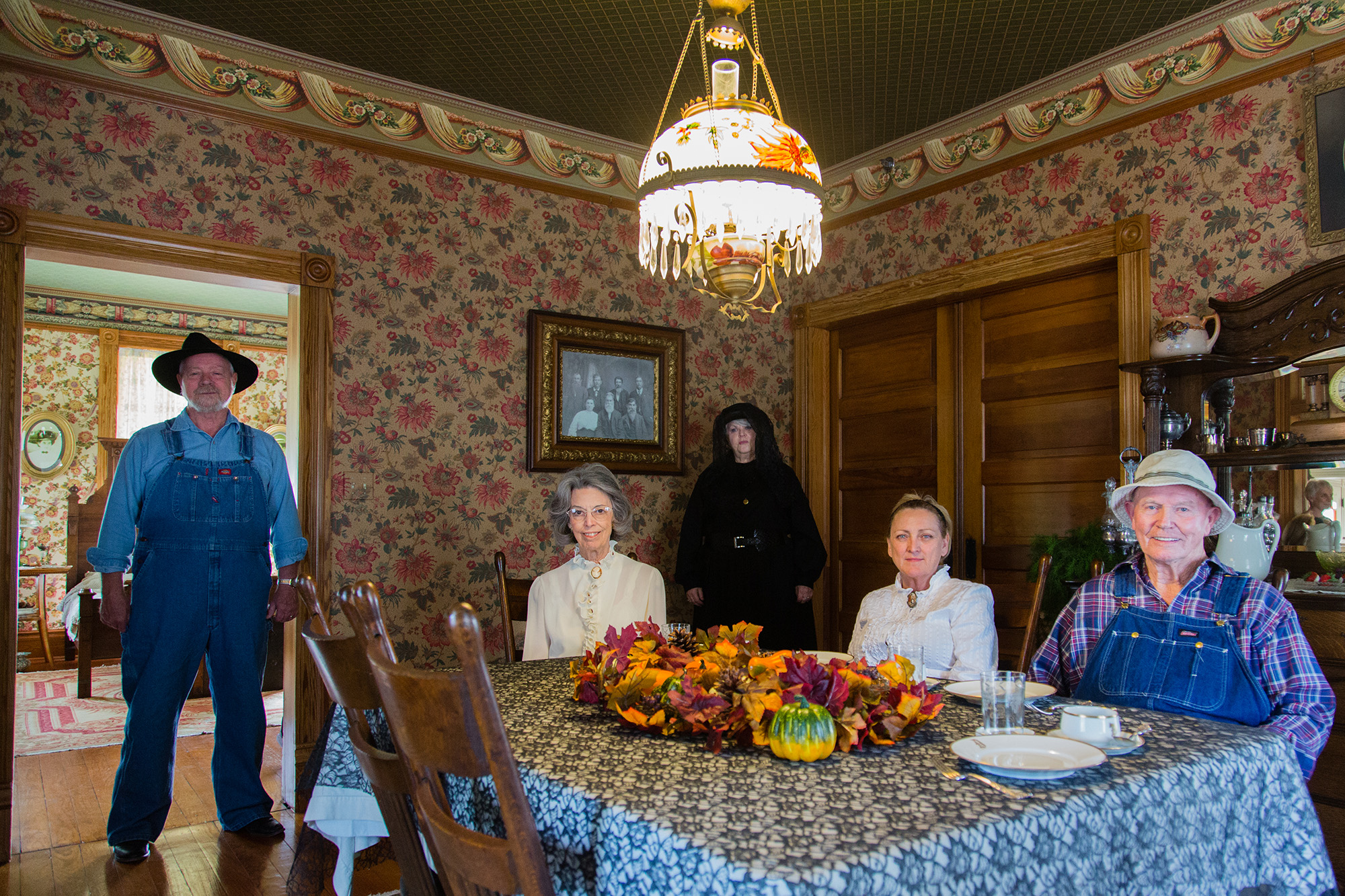 From left to right, Jim McClaren plays J.O. Speers, Kathy Fielder as a narrartor, Marilyn Stevens plays a widow, Maria Hendrix plays Emma Freeman, Ray Jakeway plays Mr. Green, are the cast that helps re-enact the events of the Sam Bayless death at the Bayl